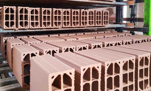 تفاوت بارز آجر سفال دیوار با آجر فشاری