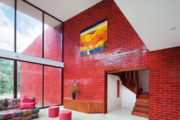 مزایای آجر لعابی نسبت به دیگر آجر ها چیست؟